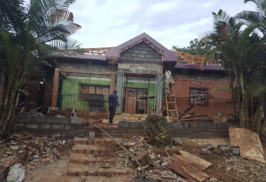 Vue d'ensemble du chantier de rénovation, Bangangté